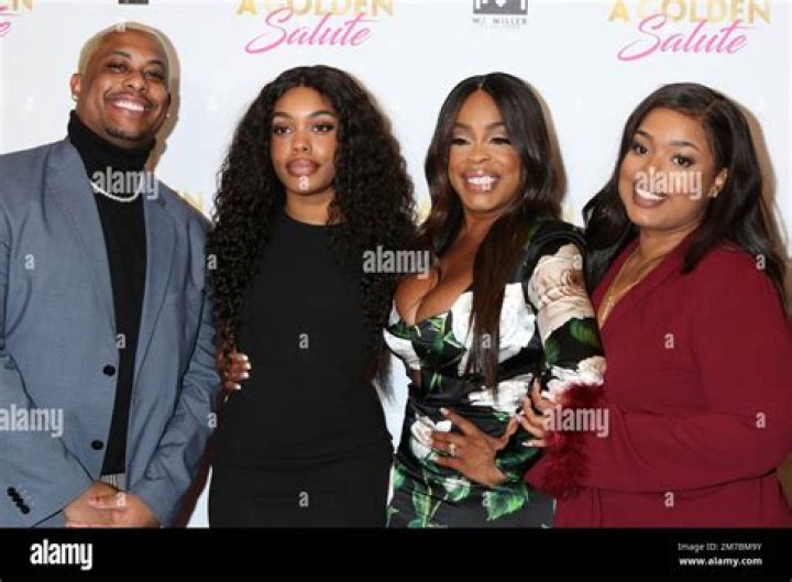 Niecy Nash Children: Meet Dia Nash, Donielle Nash, Dominic Nash