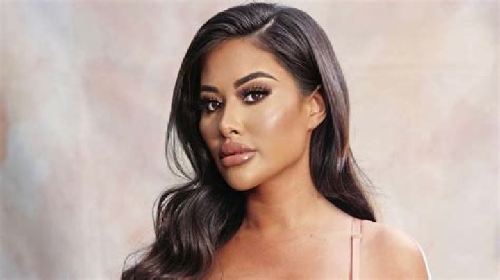 Nikita Jasmine Family Ethnicity – See Before Plastic Surgery Photos