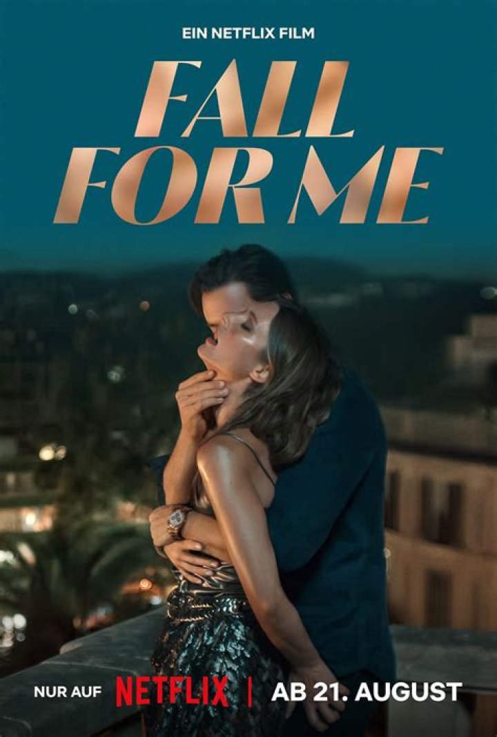 Olivia Castanho: Meet The Sexify Actress On Instagram