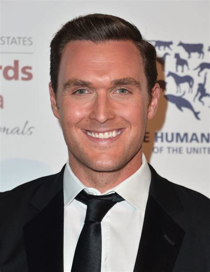 Owain Yeoman Bio, Wiki, Age, Height, Wife, Troy, Movies and Net Worth