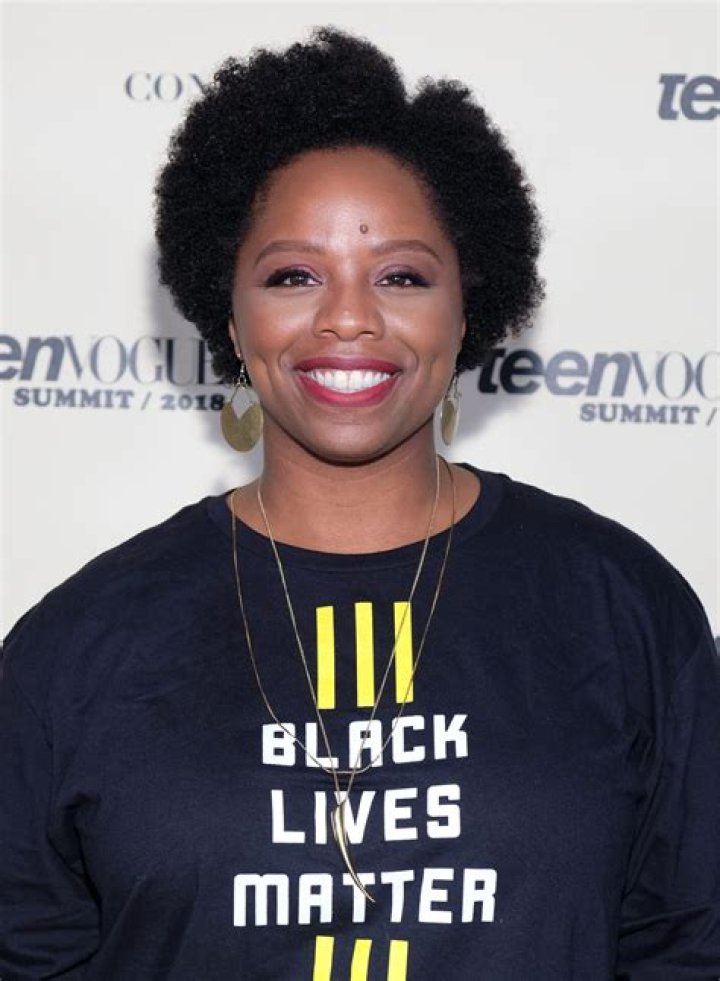 Patrisse Cullors Net Worth (Black Lives Matter) Age, Husband, Married, Family