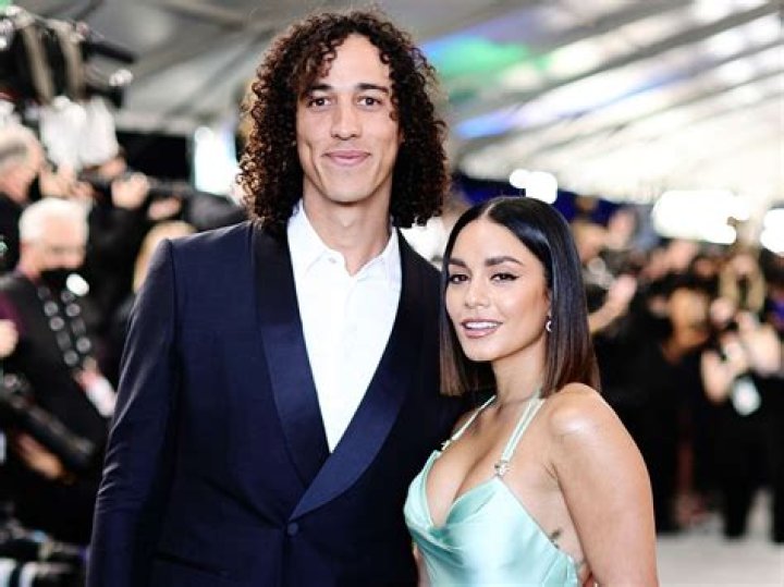 Polly Draper- Wiki, Age, Height, Net Worth, Husband, Ethnicity