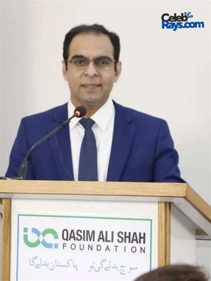Qasim Ali Shah Wikipedia – Wife, Family, Bio Facts of Motivational Speaker