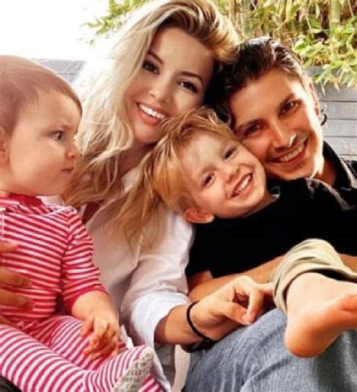 Ramzi Habibi Lusha Bio, Wiki, Age, Height, Wife, Kids, and Net Worth