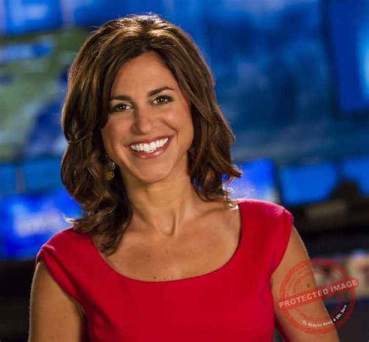 Rebecca Stevenson KING 5, Net Worth, Bio, Wiki, Age, Height, Weather, Married, and Husband