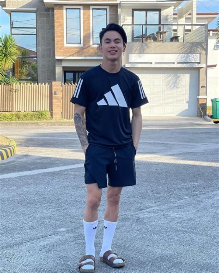 Renejay Barcarse Biography , Real Name, Birthday, Age and Height: How Old Tall?