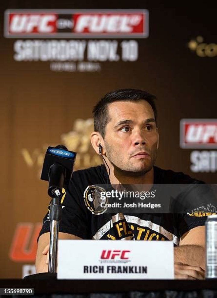 Rich Franklin Bio, Age, Wife, UFC, Record, Net Worth, Clothing, Fights, Jim Carrey