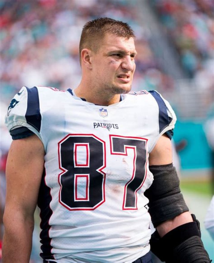 Rob Gronkowski Age, Wiki, Biography, Family, Parents, Salary, Net worth