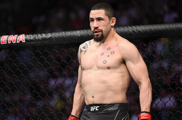 Robert Whittaker Net Worth
