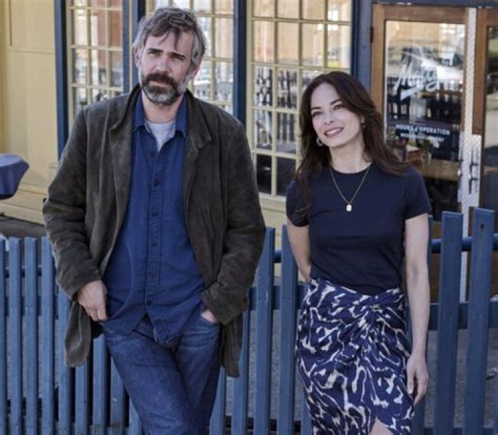 Rossif Sutherland Bio, Wiki, Age, Family, Husband, Movies, TV Shows and Net Worth