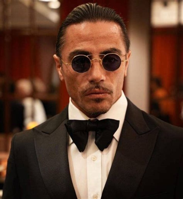 Salt Bae Biography, Wiki, Age, Height, Girlfriend, Net Worth, Career
