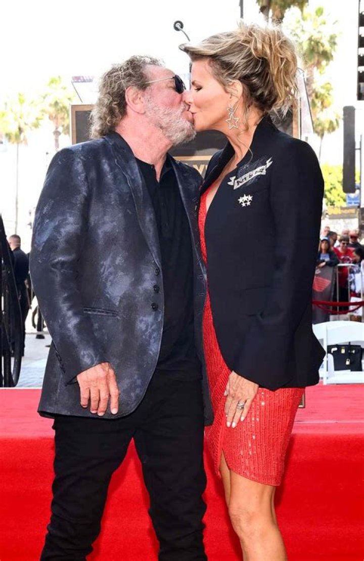 Samantha Hagar Bio, Wiki, Age, (Sammy Hagar’s Daughter), Mother, Height, Boyfriend, and Net Worth