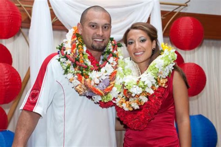Shane Victorino / “The Flyin’ Hawaiian” Age, Wiki, Biography, Wife, Children, Salary, Net Worth, Parents