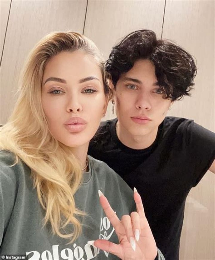 Shanna Moakler Biography, Age, Kids, Boyfriend, Hot, Feet, Instagram, House