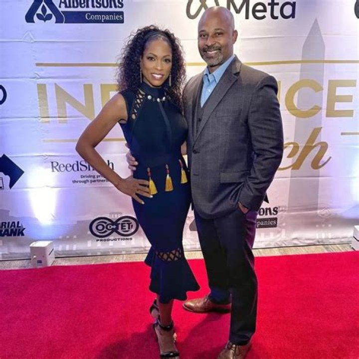 Shawn Yancy Bio, Age, Height, Husband, Salary, Net Worth, WTTG-TV FOX 5