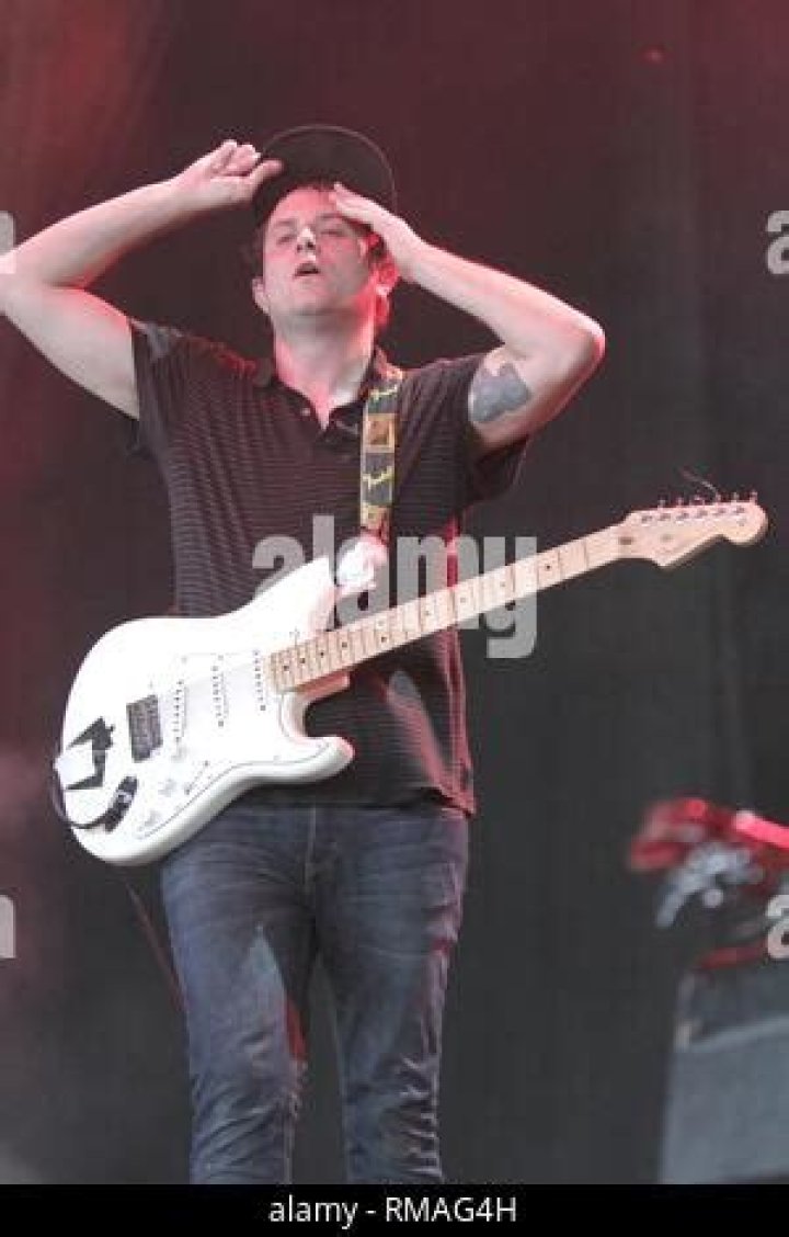 Sidney Jake Guitarist Wikipedia: Everything To Know About Guitarist
