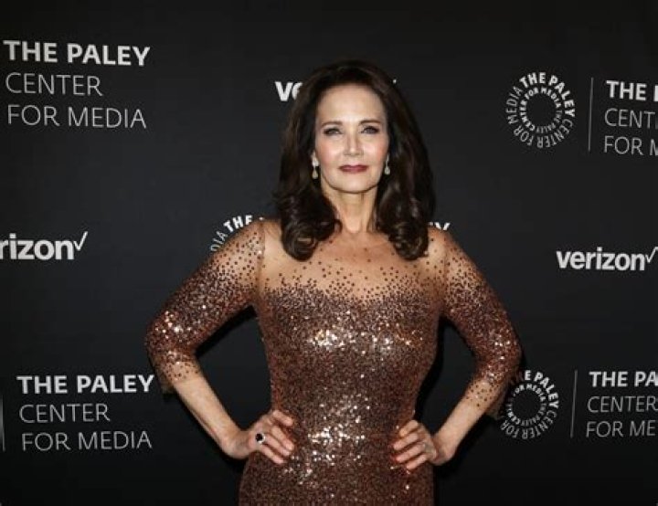 Stacy Carter Height, Weight, Net Worth, Age, Birthday, Wikipedia, Who, Nationality, Biography