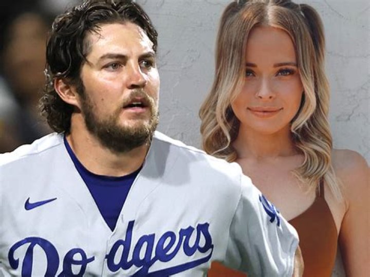 Steven Bauer: Girlfriend, net worth, tattoos, smoking & body facts