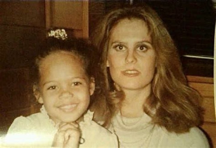 Tara Setmayer Parents: Mother Jacquelyn Setmayor, Father Name – Ethnicity