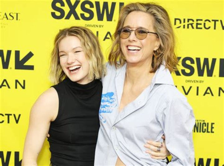 Téa Leoni Age, Height, Movies and Tv Shows, Now, Instagram