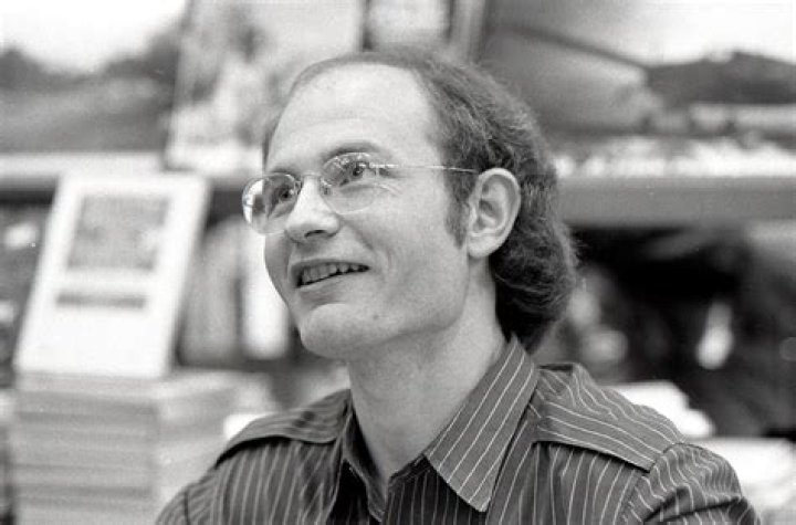 Tom Wilson (cartoonist)’s biography, net worth, fact, career, awards and life story