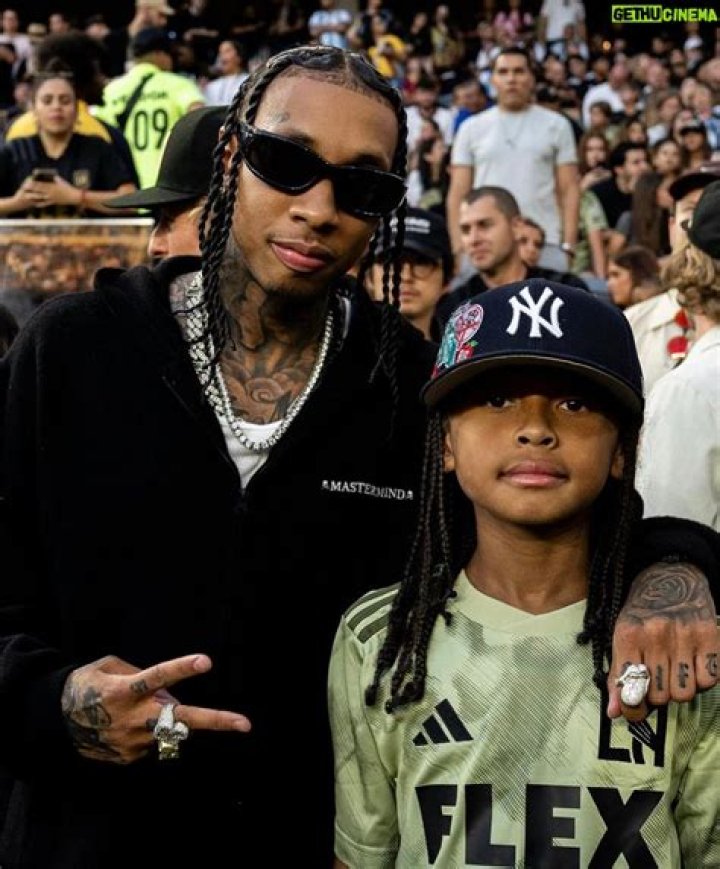 Tyga Height, Son, Girlfriend, Wiki, Mom, Parents & Kylie Jenner