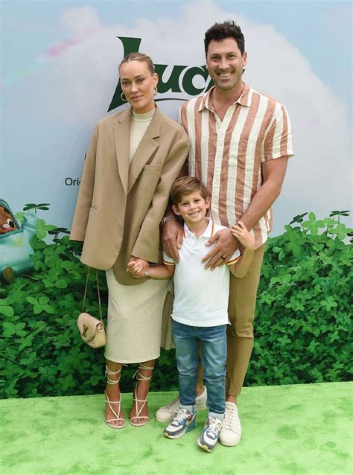 Val Chmerkovskiy Is Married To His Wife Jenna Johnson, Kids Family And Net Worth