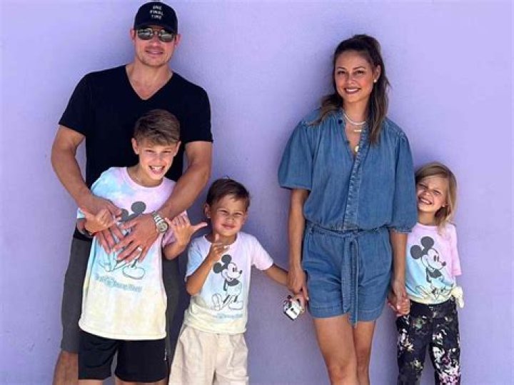 Vanessa Lachey’s Net Worth, Age, Height, Weight, Husband, Kids, Bio-Wiki