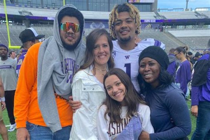 Washington Huskies: Who Is Rome Odunze Girlfriend Alannah Davidson? Wikipedia Age And Parents