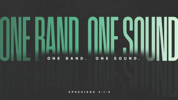 What does dr lee mean when he says one band one sound