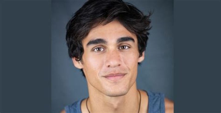 What is Kahiau Machado’s ethnicity? His Hawaiian upbringing