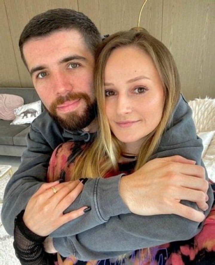 When Is Freya Nightingale Birthday? Meet Josh Zerker Girlfriend On Instagram