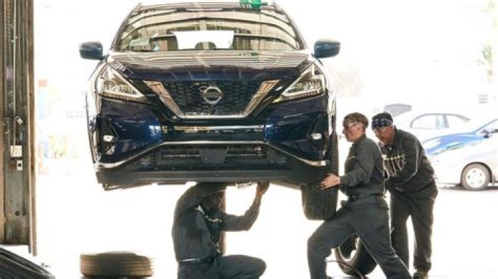 Which contestant punched out of individual challenges on Tough as Nails season 4 episode 4? Details explored