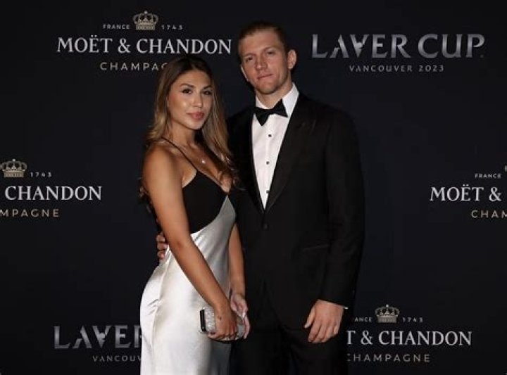 Who Are Alejandro Davidovich Fokina Parents? Meet His Father Eduard Davidovich & Mother Tatiana Fokina