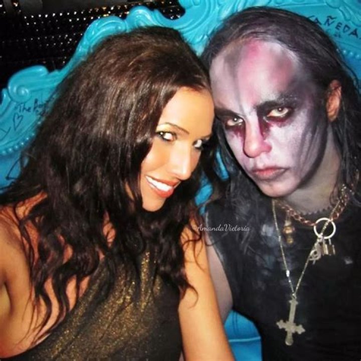 Who Is Amanda Victoria? Everything On Joey Jordison Girlfriend