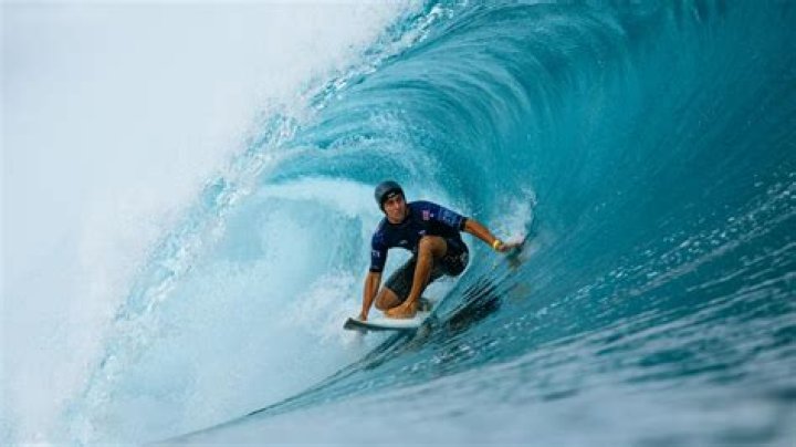 Who Is Callum Robson? Age, Does The Surfer Have Illness?