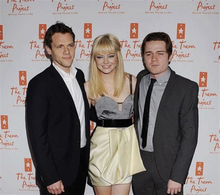 Who Is Dan Byrd Wife Lauren Smith? Everything About The Celebrity Spouse Of An Actor