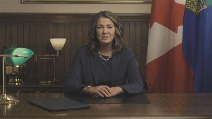 Who Is Elizabeth Roberts? Everything You Should Know About Robert Morse Wife