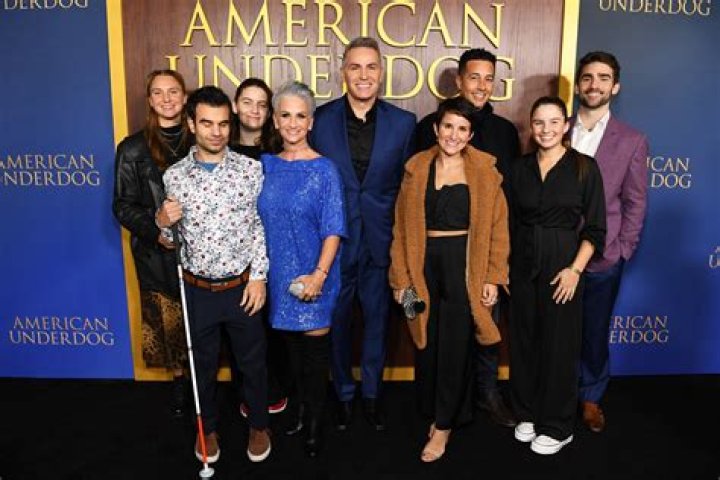 Who Is Kurt Warner Son Zachary Taylor Warner? Everything To Know About His Family