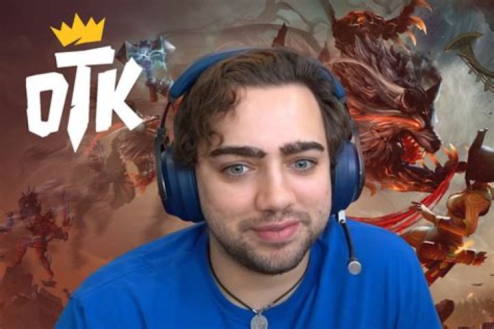 Who Is Matthew Misrendino? Only True Mizkif Twitch Fans Know About His Real Name