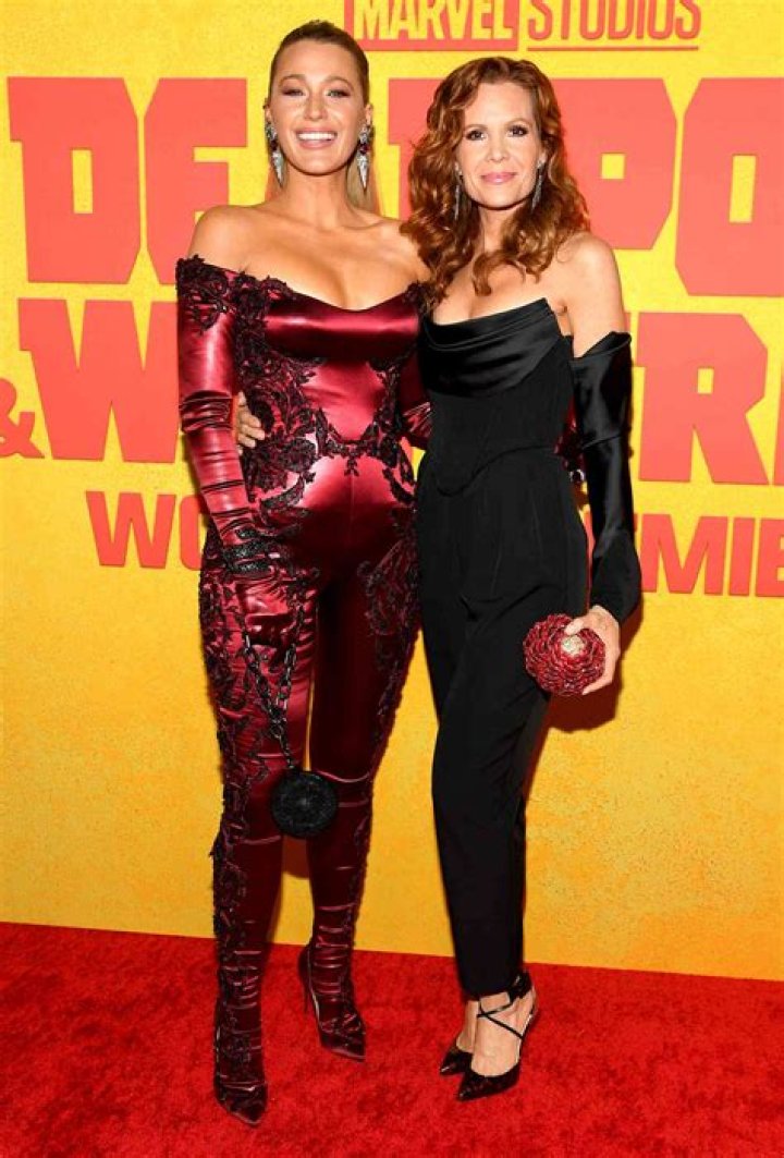 Who is Robyn Lively – Blake Lively’s Sister? Here’s Everything You Should Know