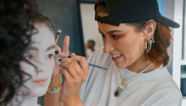 Who Is Sophie Baverstock? Meet Glow Up S3 Finalist