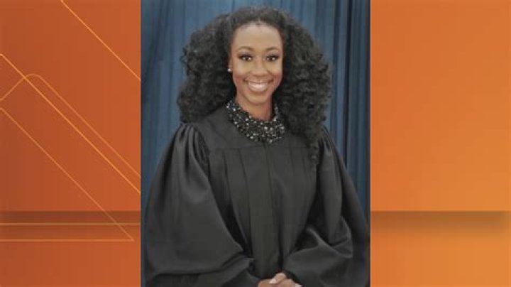 Who Is Stephanie Givens? Everything To Know About Robin Givens Sister