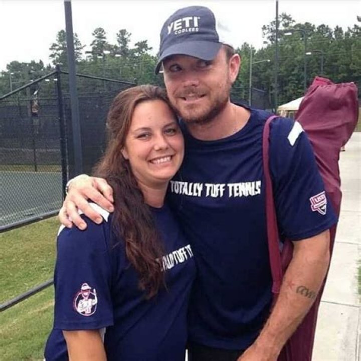Who is Sunshine Kiki Brown ‘Clayne Crawford’s Wife?