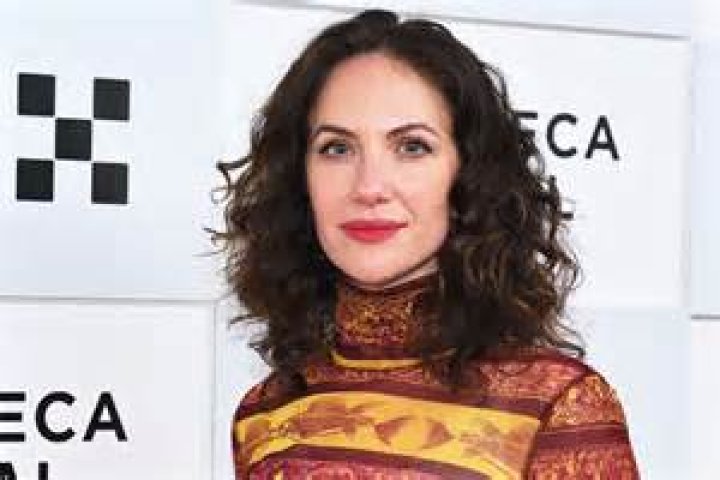 Who is the actress Kathy Siegel? What religion is Kate Siegel?