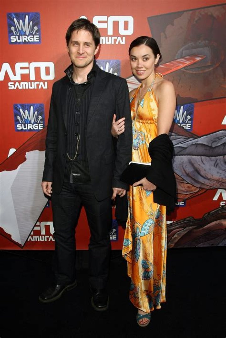 Yuri Lowenthal Net Worth, Income, Salary, Earnings, Biography