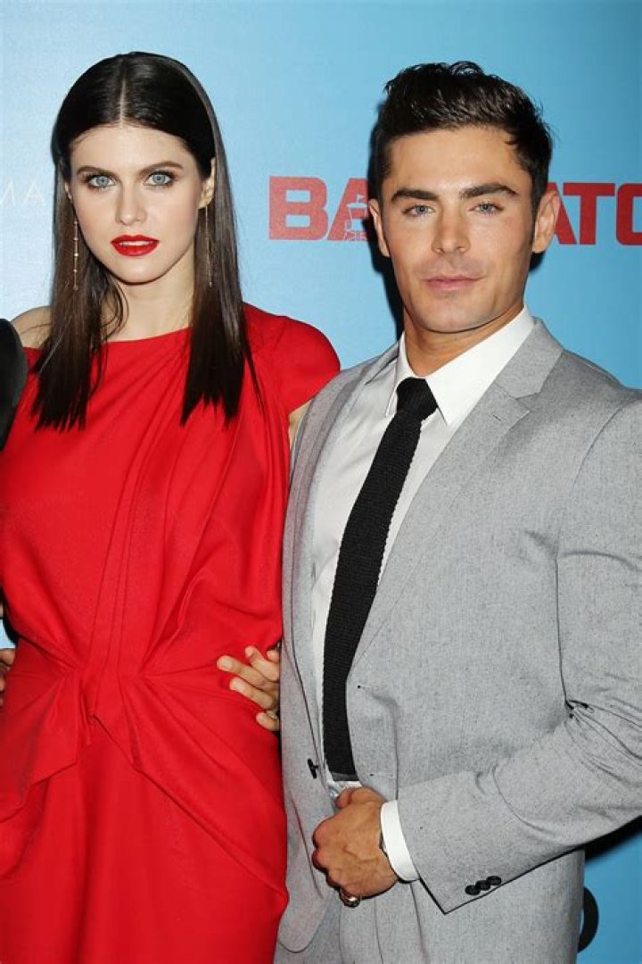 Zac Efron Bio, Age, Girlfriend, Family, Height, Acting Career, Net Worth, Facts